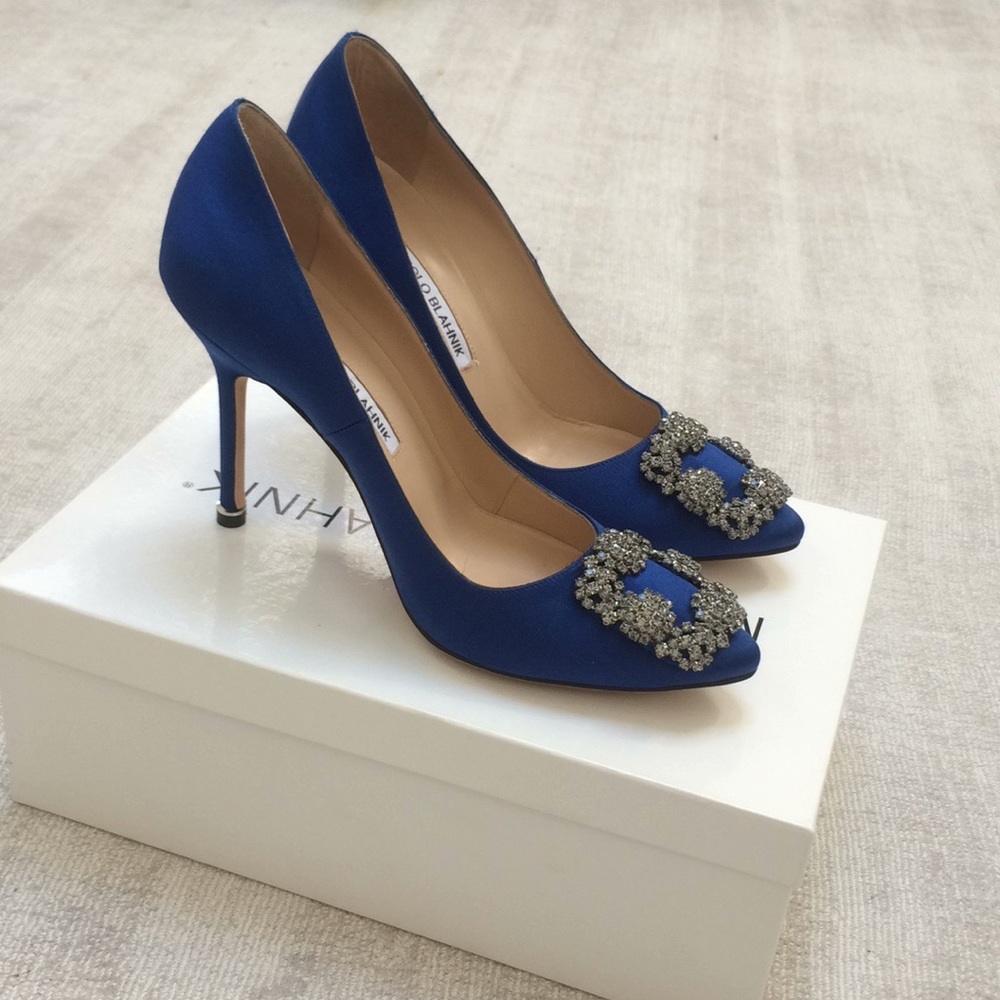 New blue Manolo Blahnik Hangisi pump, size 7 - Picture 2 of 8